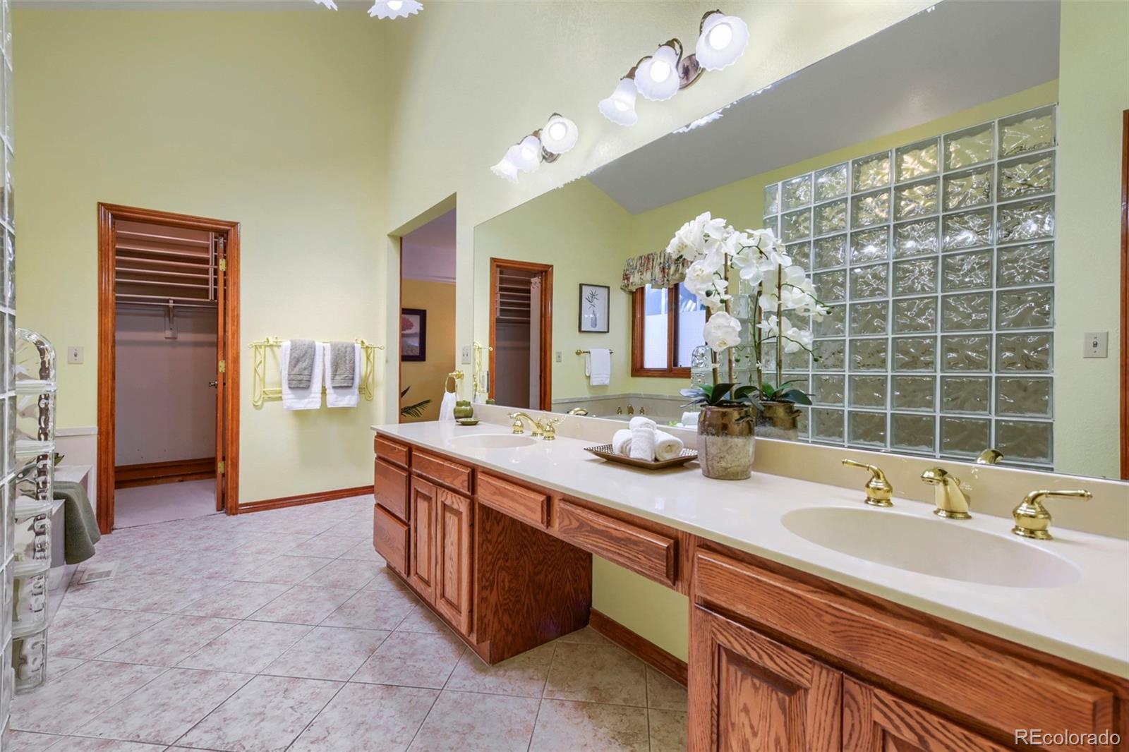 MLS Image #18 for 6529 s adams court,centennial, Colorado