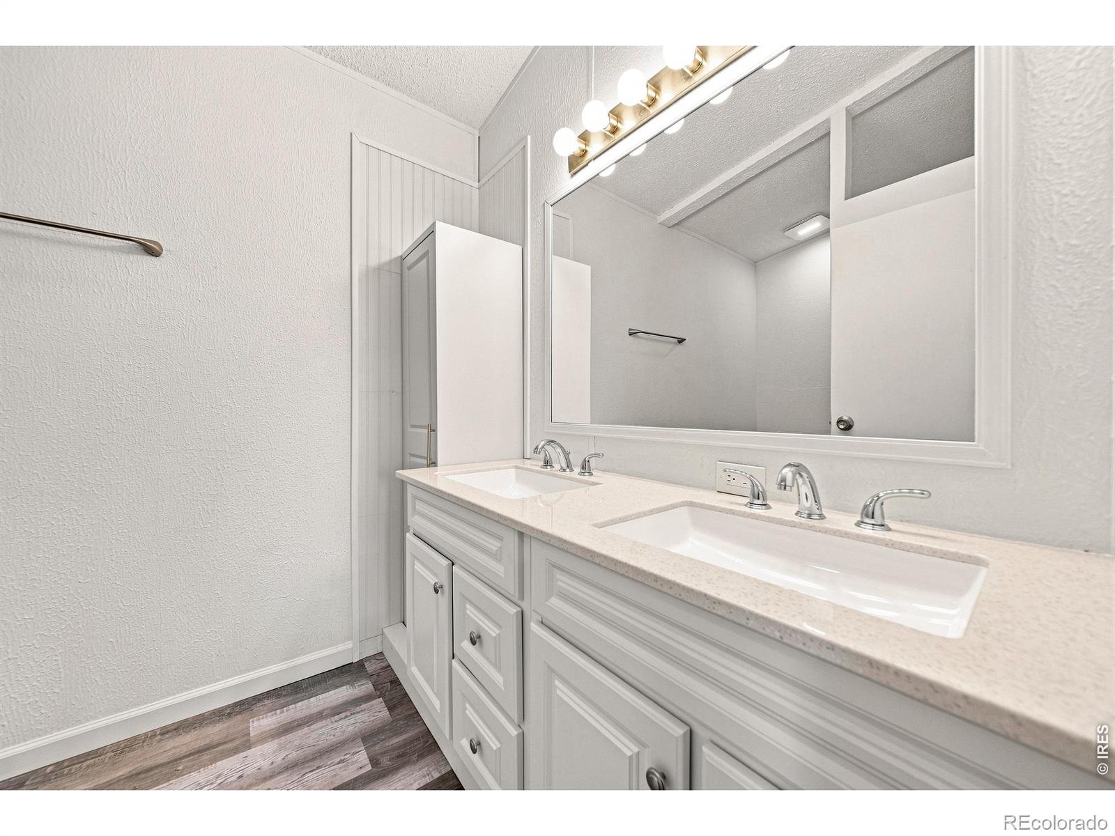 MLS Image #11 for 332  circle drive,fort morgan, Colorado