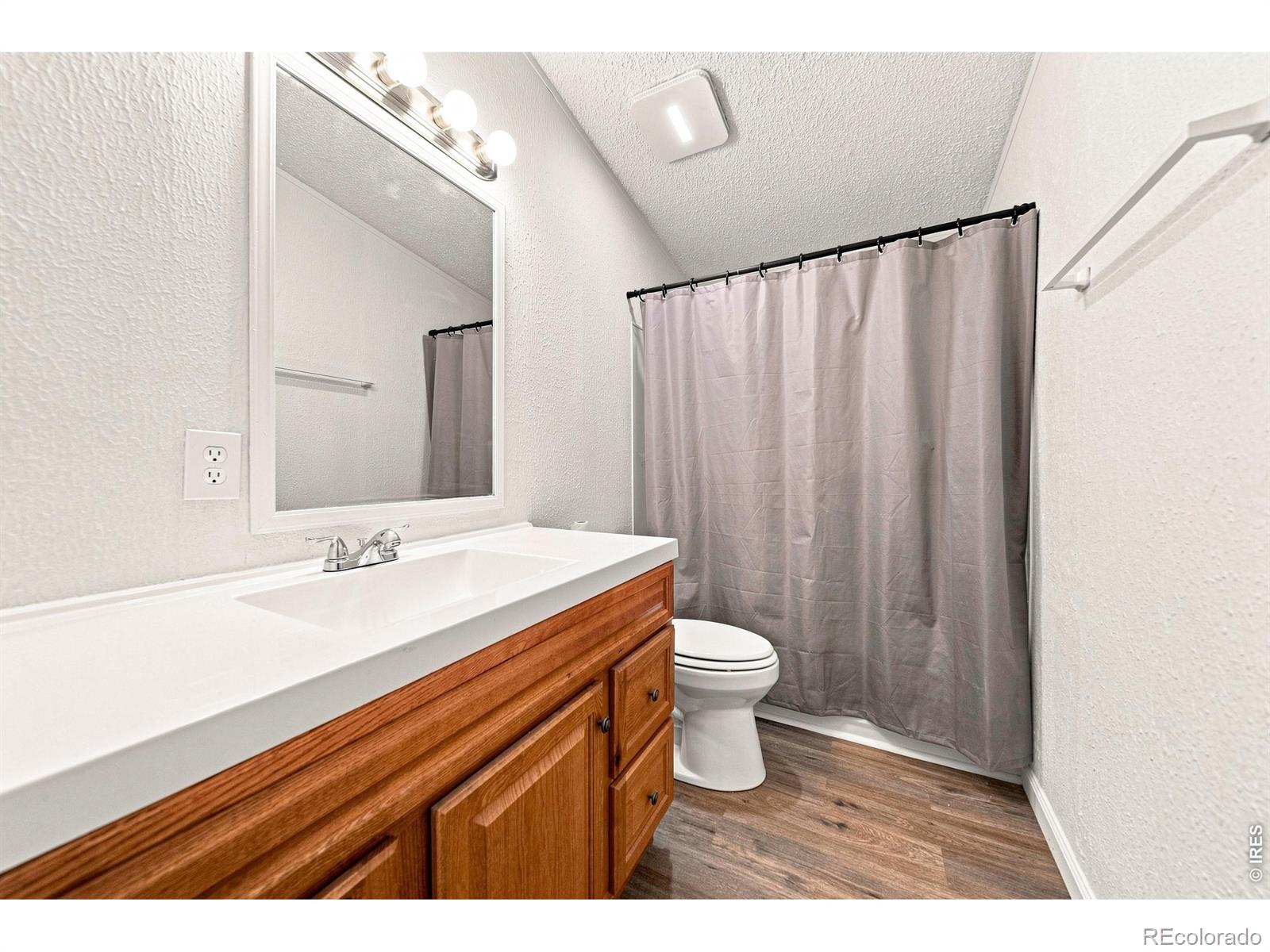 MLS Image #16 for 332  circle drive,fort morgan, Colorado