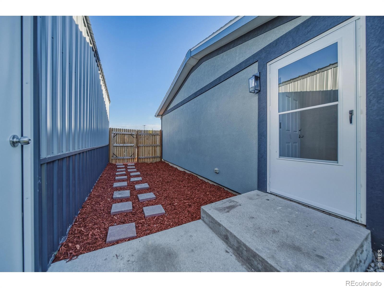 MLS Image #18 for 332  circle drive,fort morgan, Colorado