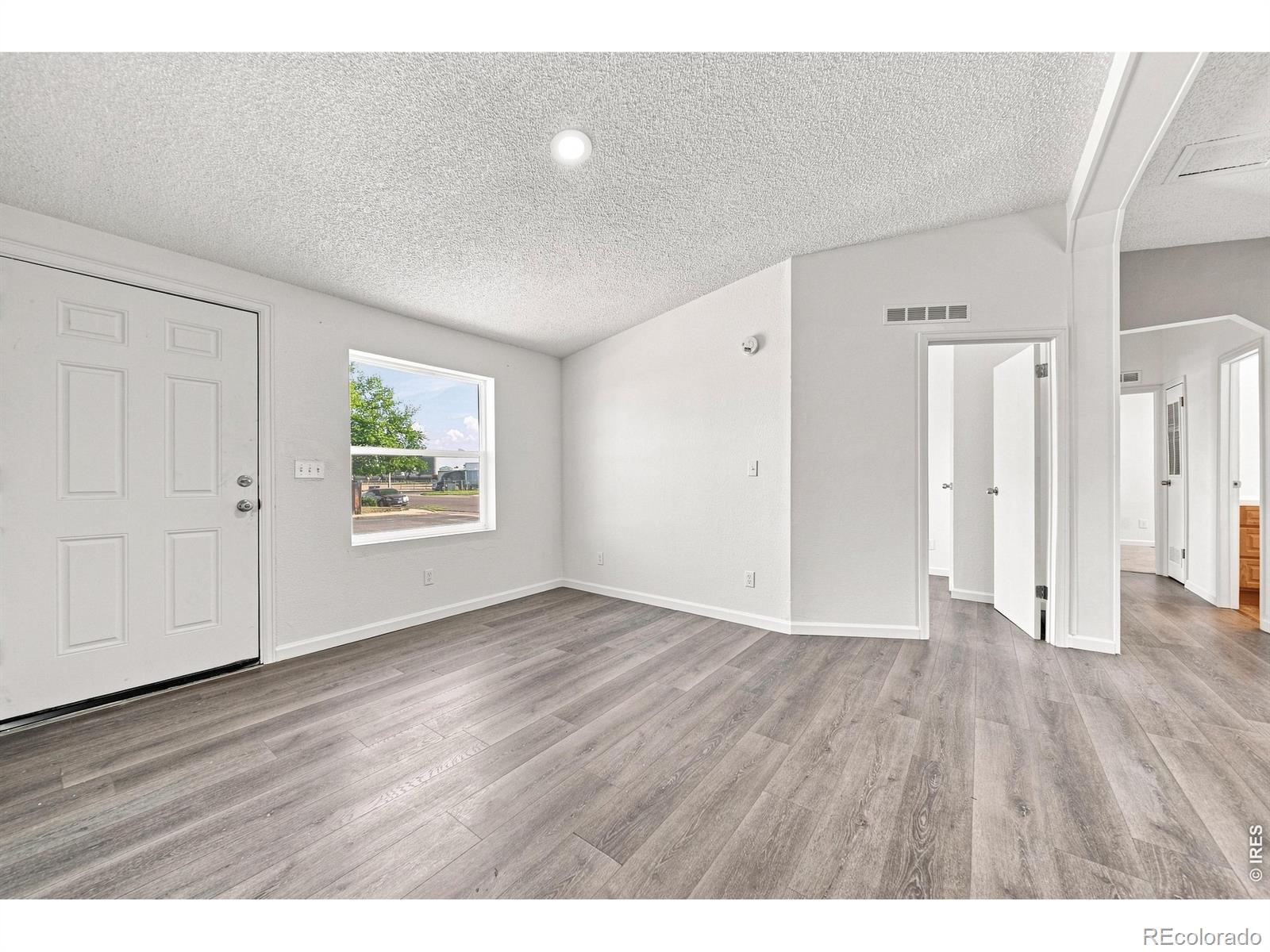 MLS Image #2 for 332  circle drive,fort morgan, Colorado