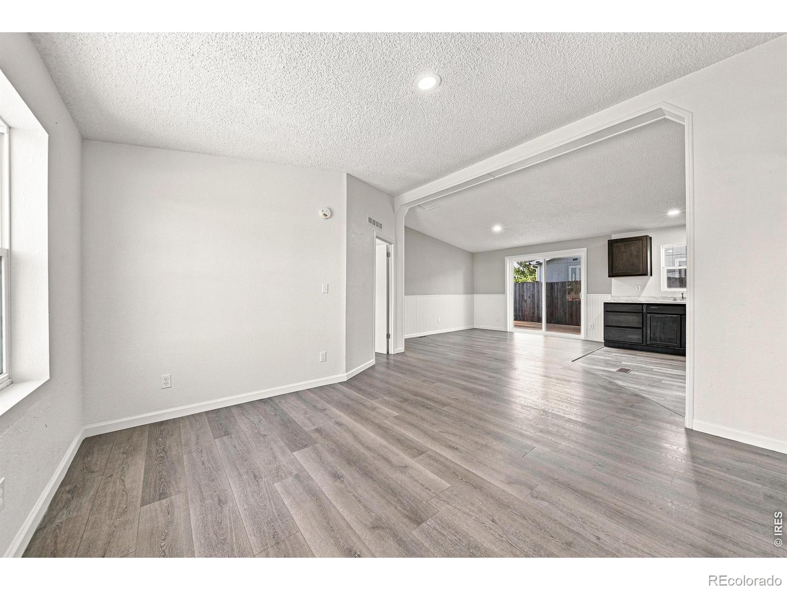 MLS Image #3 for 332  circle drive,fort morgan, Colorado