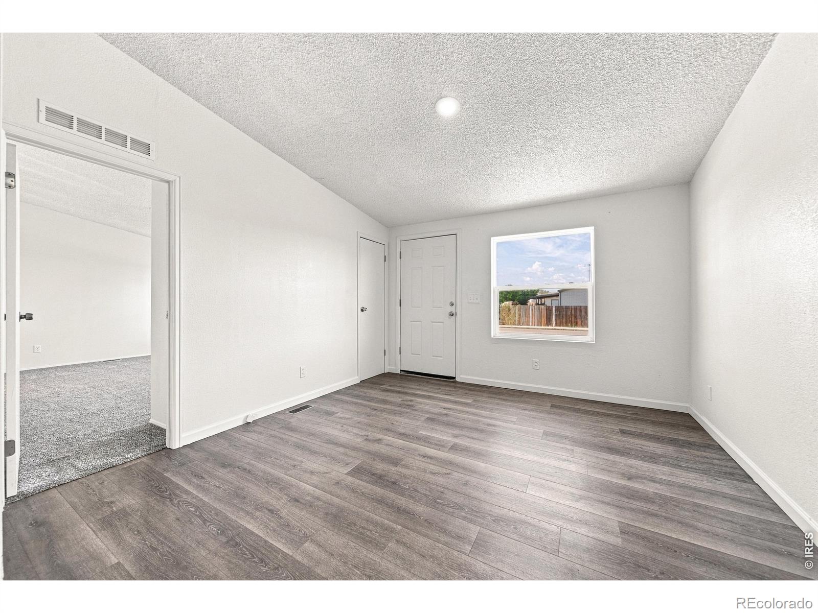 MLS Image #4 for 332  circle drive,fort morgan, Colorado