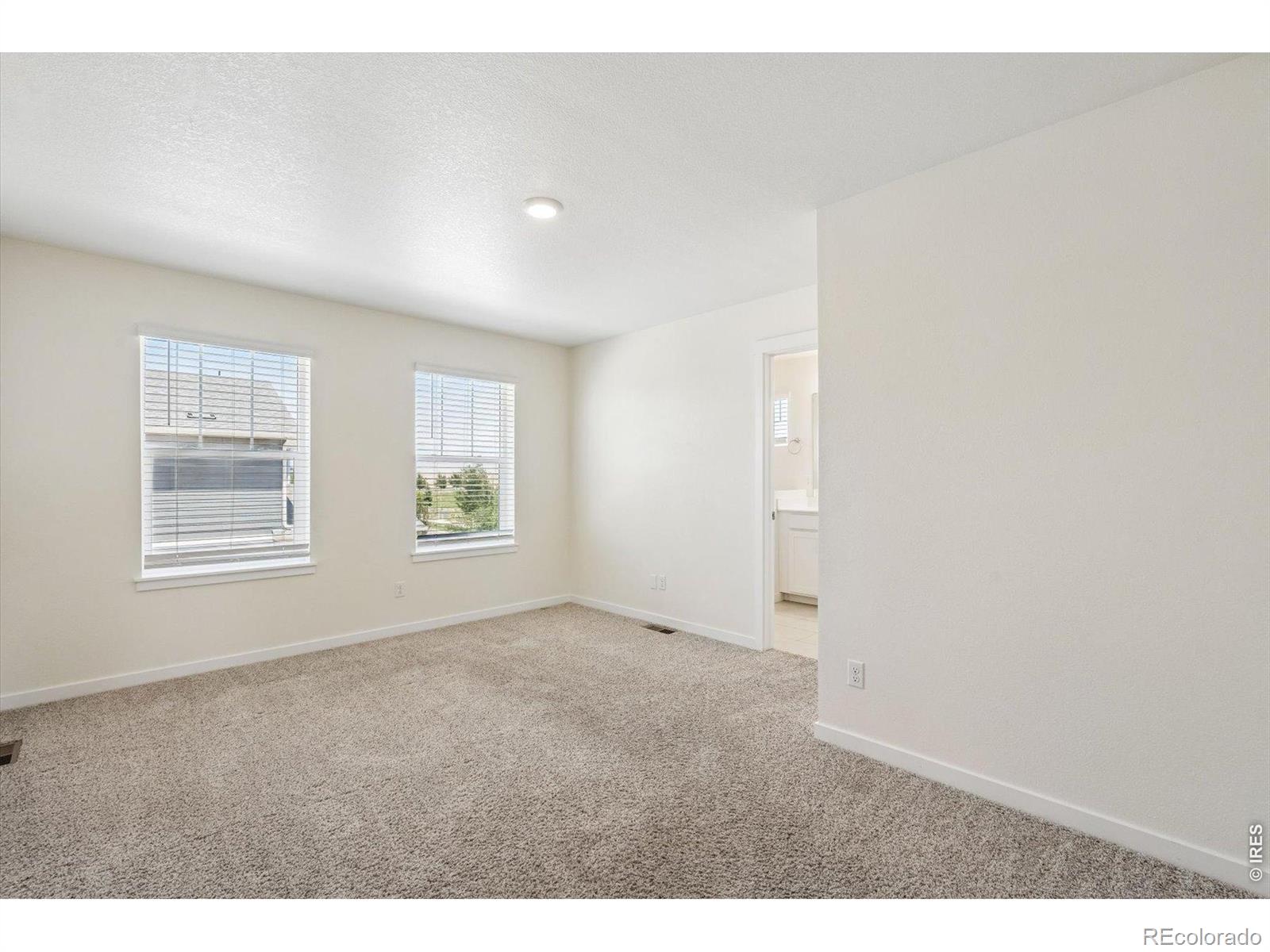 MLS Image #12 for 21891 e 7th avenue,aurora, Colorado
