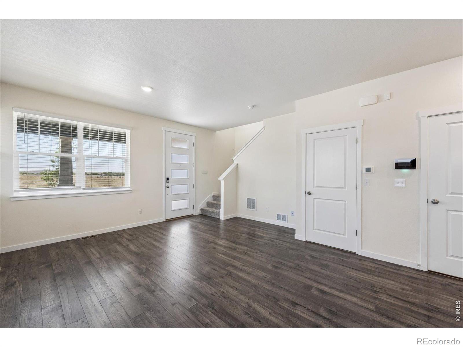 MLS Image #5 for 21891 e 7th avenue,aurora, Colorado