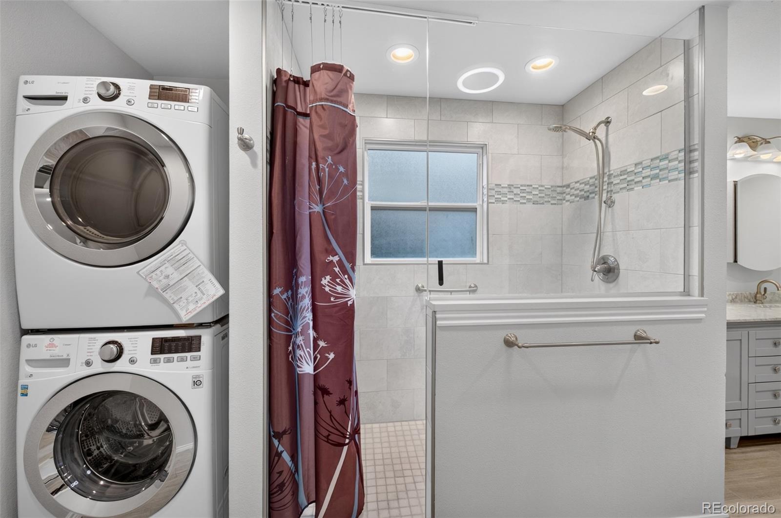MLS Image #16 for 2577 s independence court,denver, Colorado
