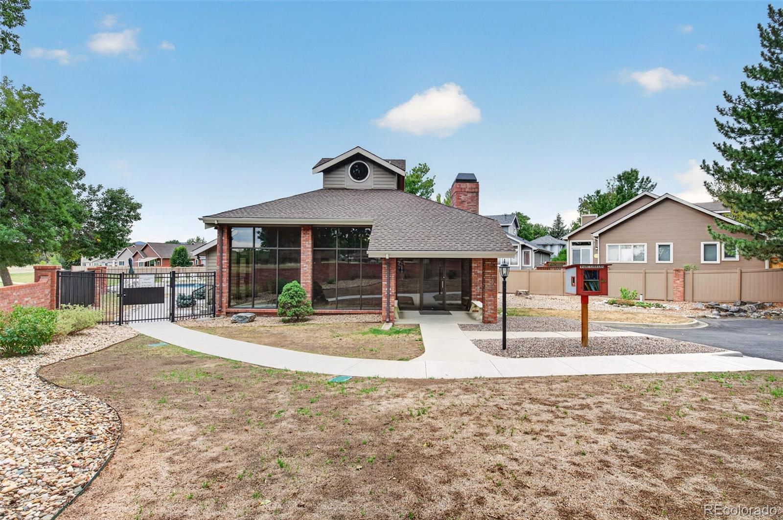 MLS Image #31 for 2577 s independence court,denver, Colorado