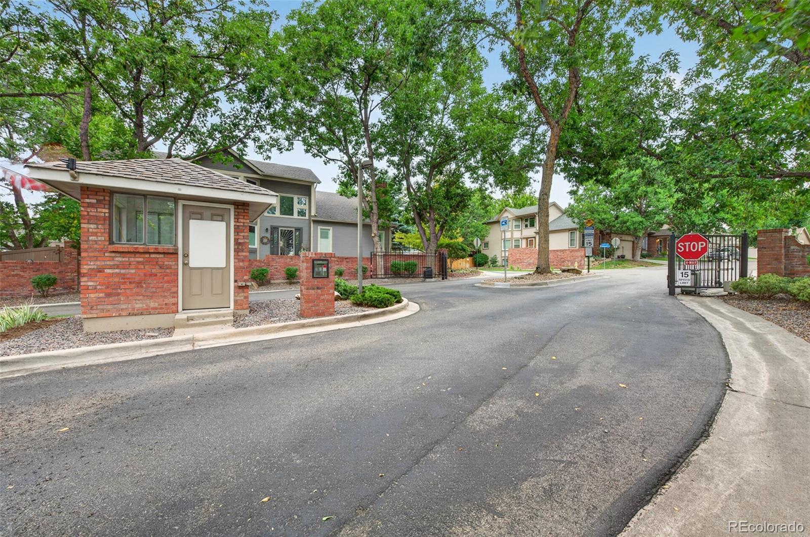 MLS Image #32 for 2577 s independence court,denver, Colorado