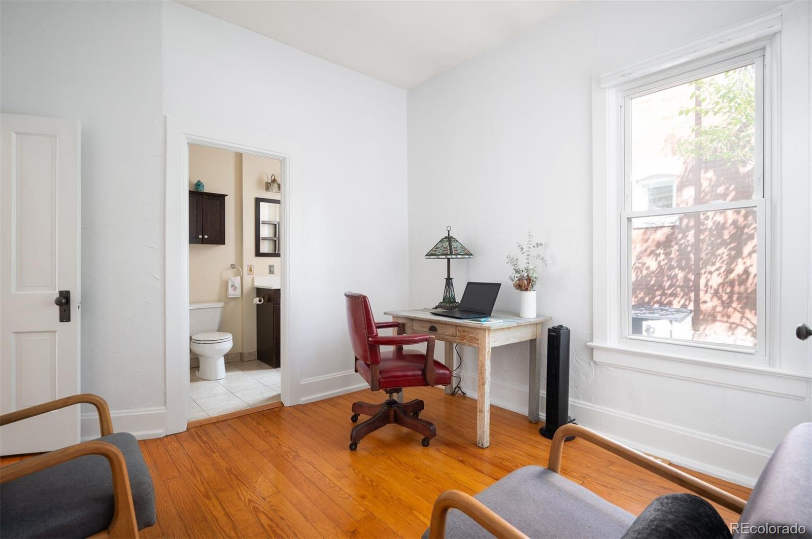 MLS Image #12 for 555 s pennsylvania street,denver, Colorado