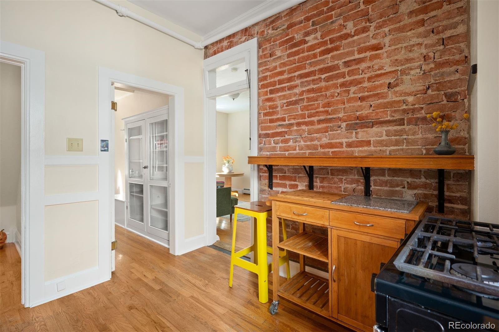MLS Image #17 for 555 s pennsylvania street,denver, Colorado