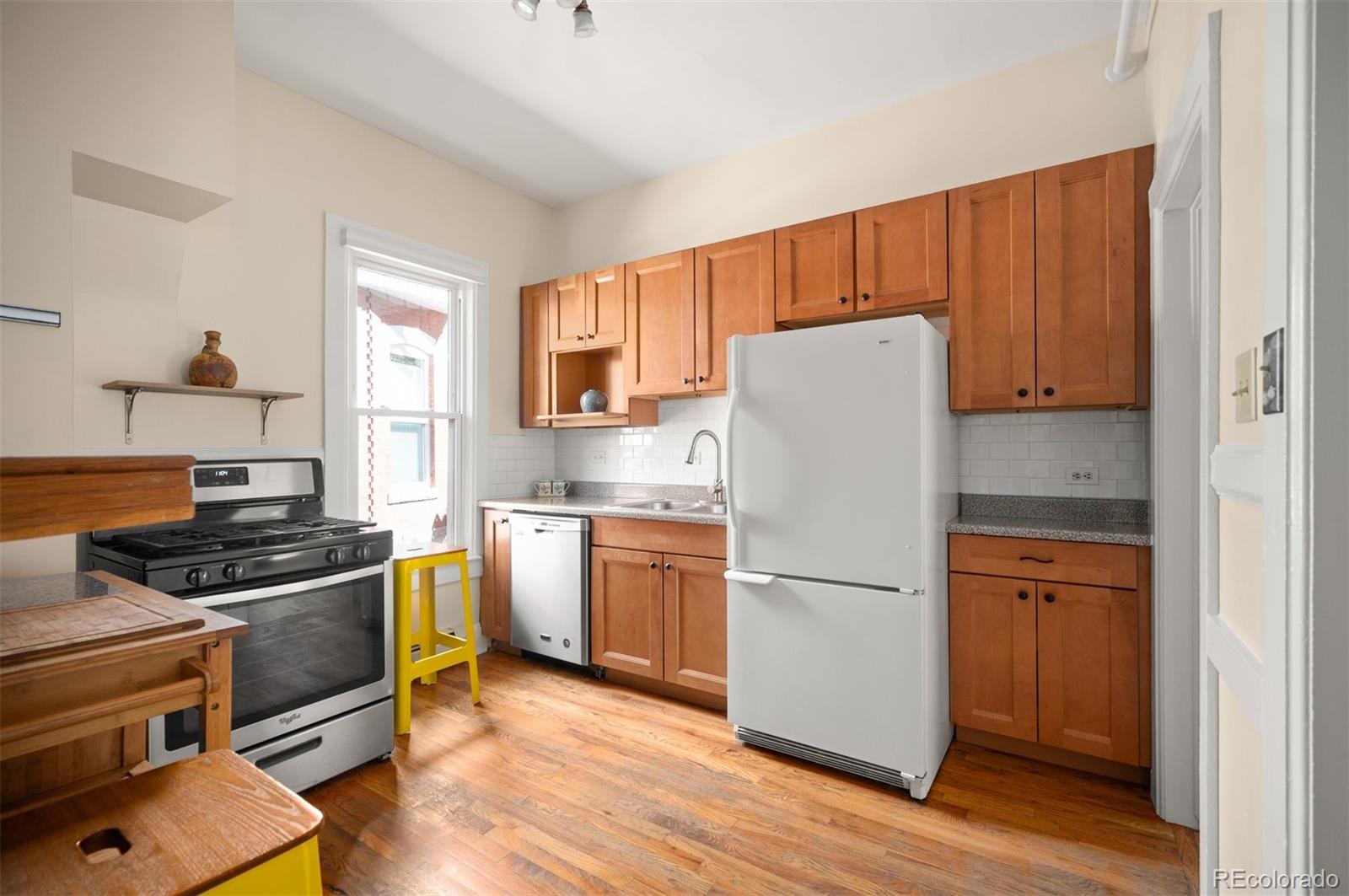MLS Image #19 for 555 s pennsylvania street,denver, Colorado