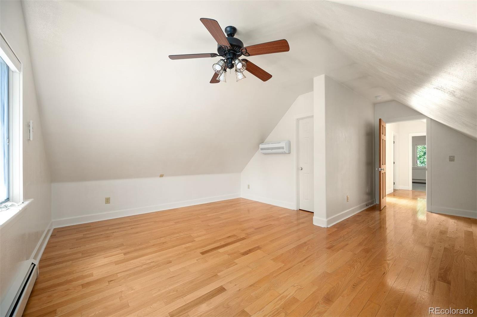 MLS Image #28 for 555 s pennsylvania street,denver, Colorado