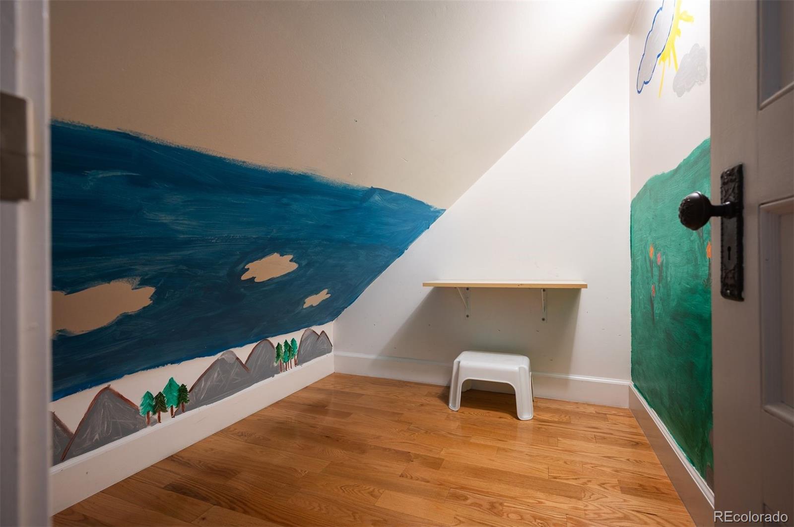 MLS Image #31 for 555 s pennsylvania street,denver, Colorado