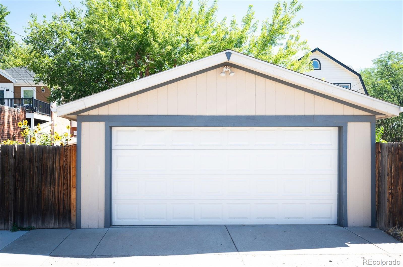 MLS Image #36 for 555 s pennsylvania street,denver, Colorado