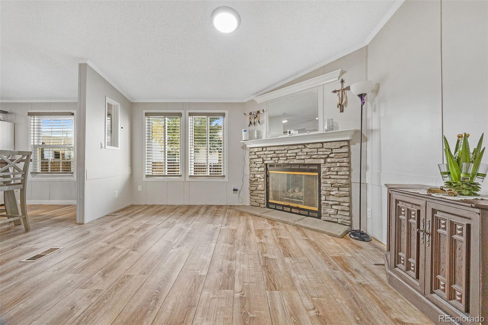 MLS Image #10 for 9124  fontaine street,federal heights, Colorado