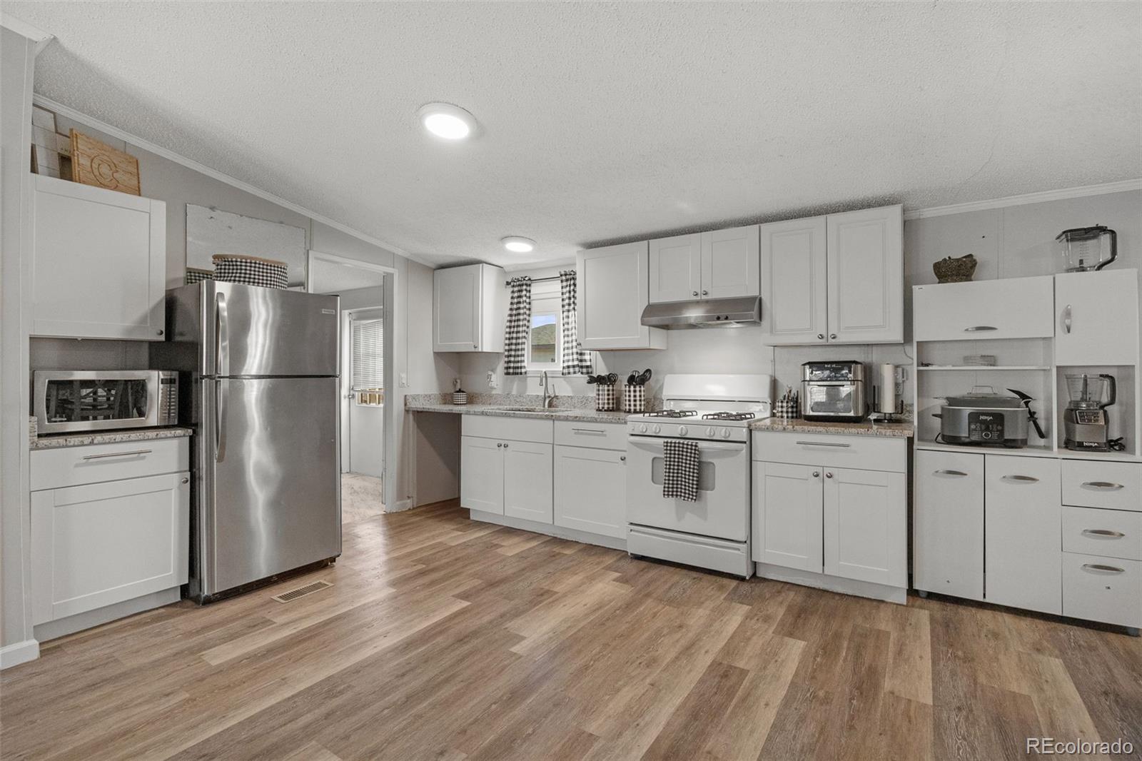 MLS Image #5 for 9124  fontaine street,federal heights, Colorado