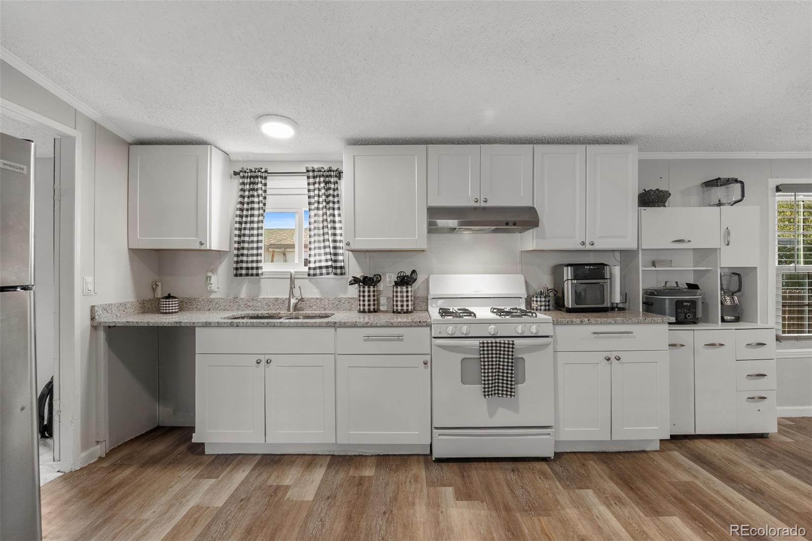 MLS Image #6 for 9124  fontaine street,federal heights, Colorado