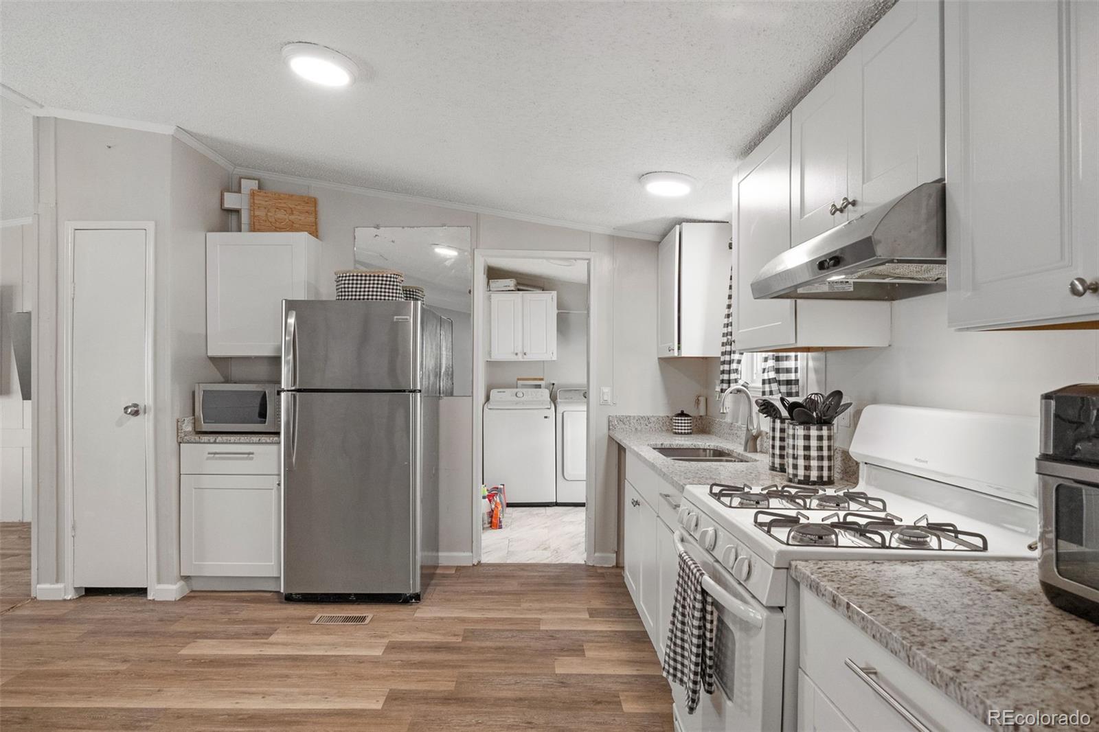 MLS Image #7 for 9124  fontaine street,federal heights, Colorado