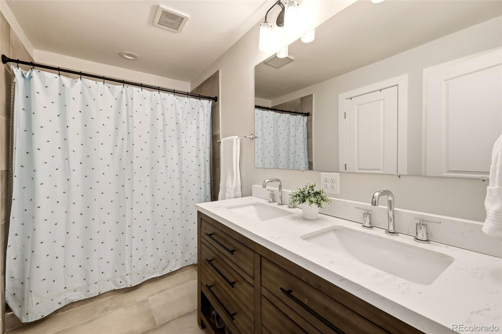 MLS Image #13 for 1843 s eudora street,denver, Colorado