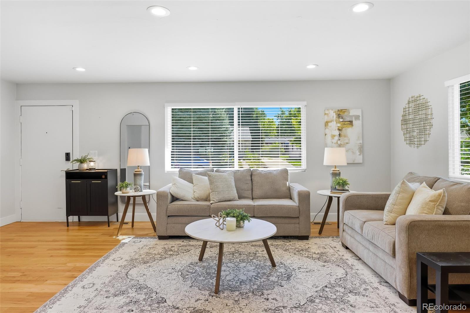 MLS Image #3 for 1843 s eudora street,denver, Colorado