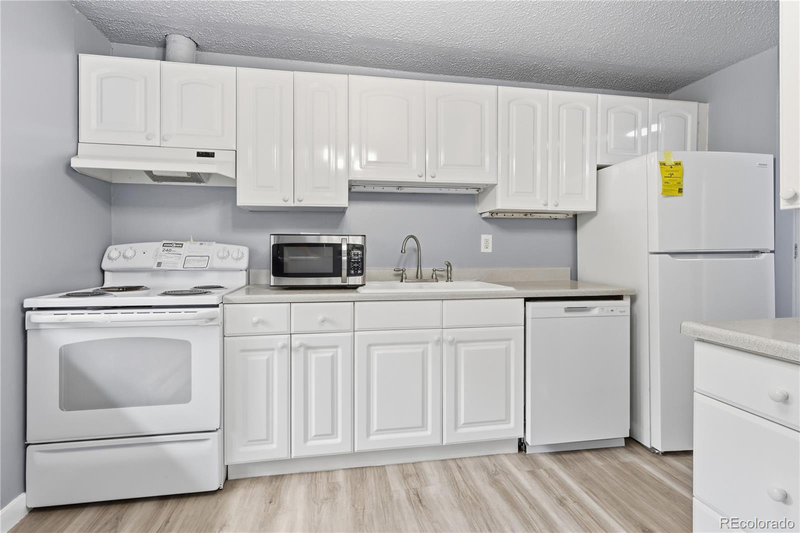 MLS Image #2 for 1008 n corona street 501,denver, Colorado