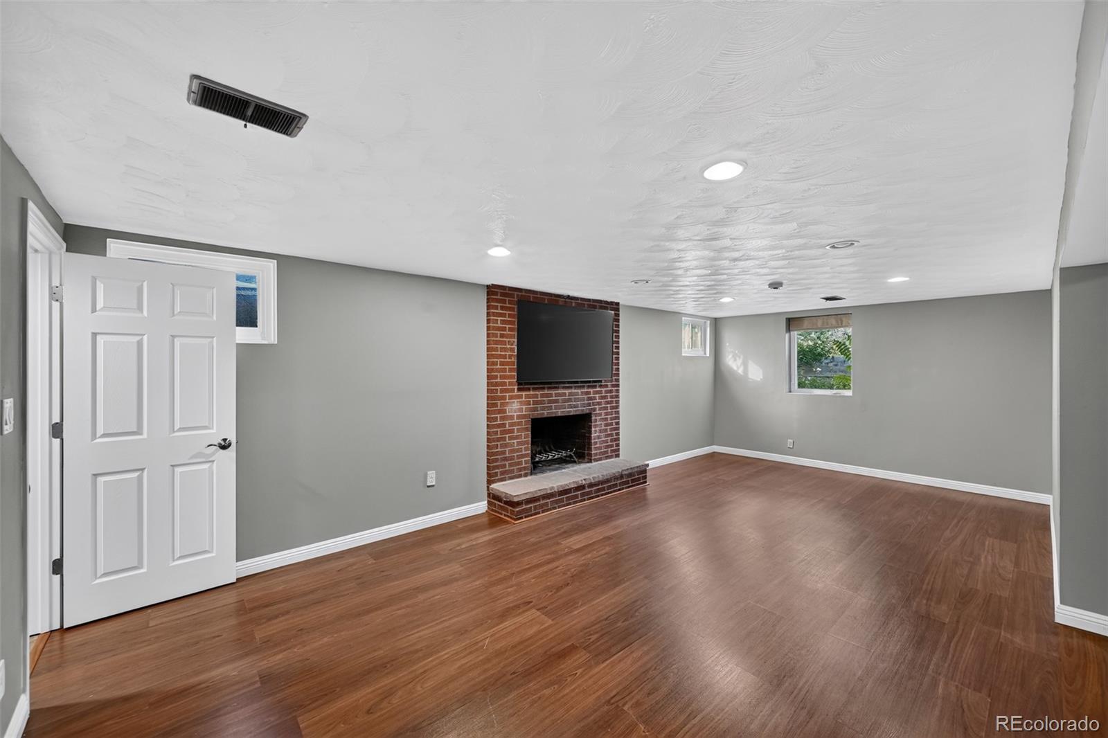 MLS Image #20 for 6070 s detroit street,littleton, Colorado