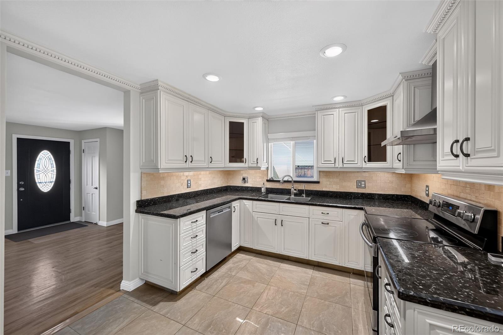 MLS Image #9 for 6070 s detroit street,littleton, Colorado