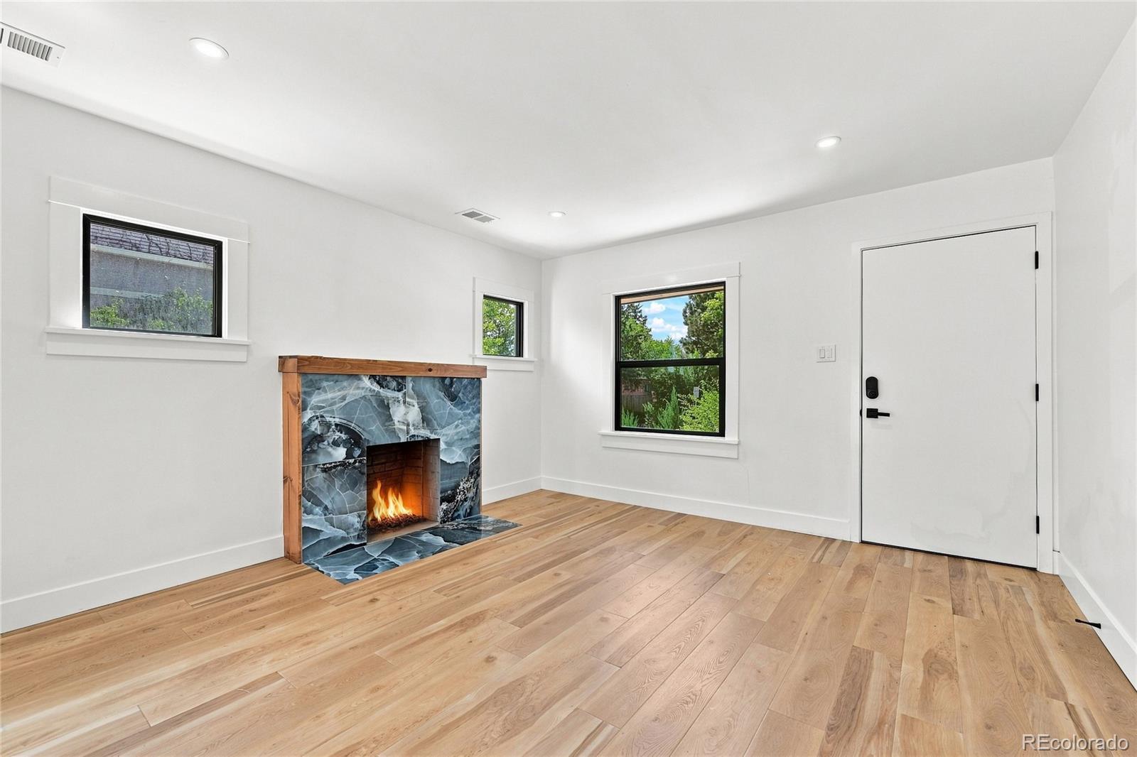 MLS Image #10 for 1448  niagara street,denver, Colorado