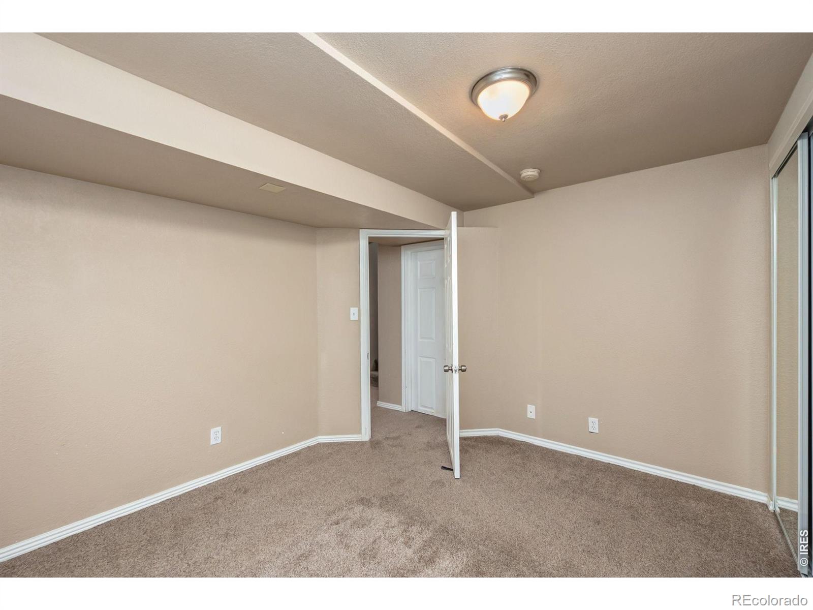 MLS Image #15 for 430  derry drive,fort collins, Colorado