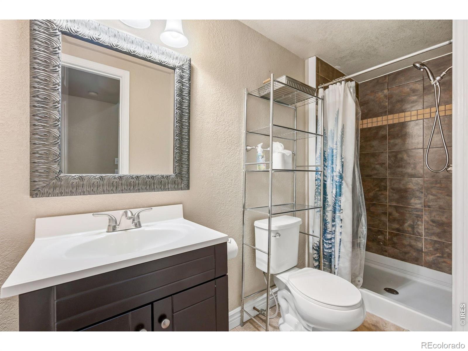 MLS Image #16 for 430  derry drive,fort collins, Colorado