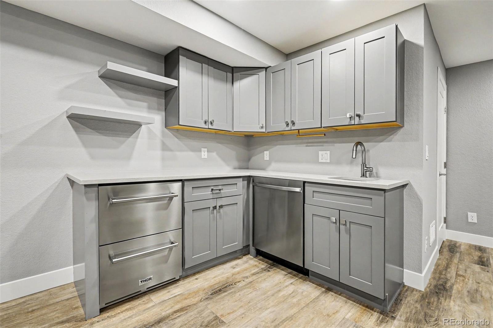 MLS Image #33 for 1364  vine street,denver, Colorado