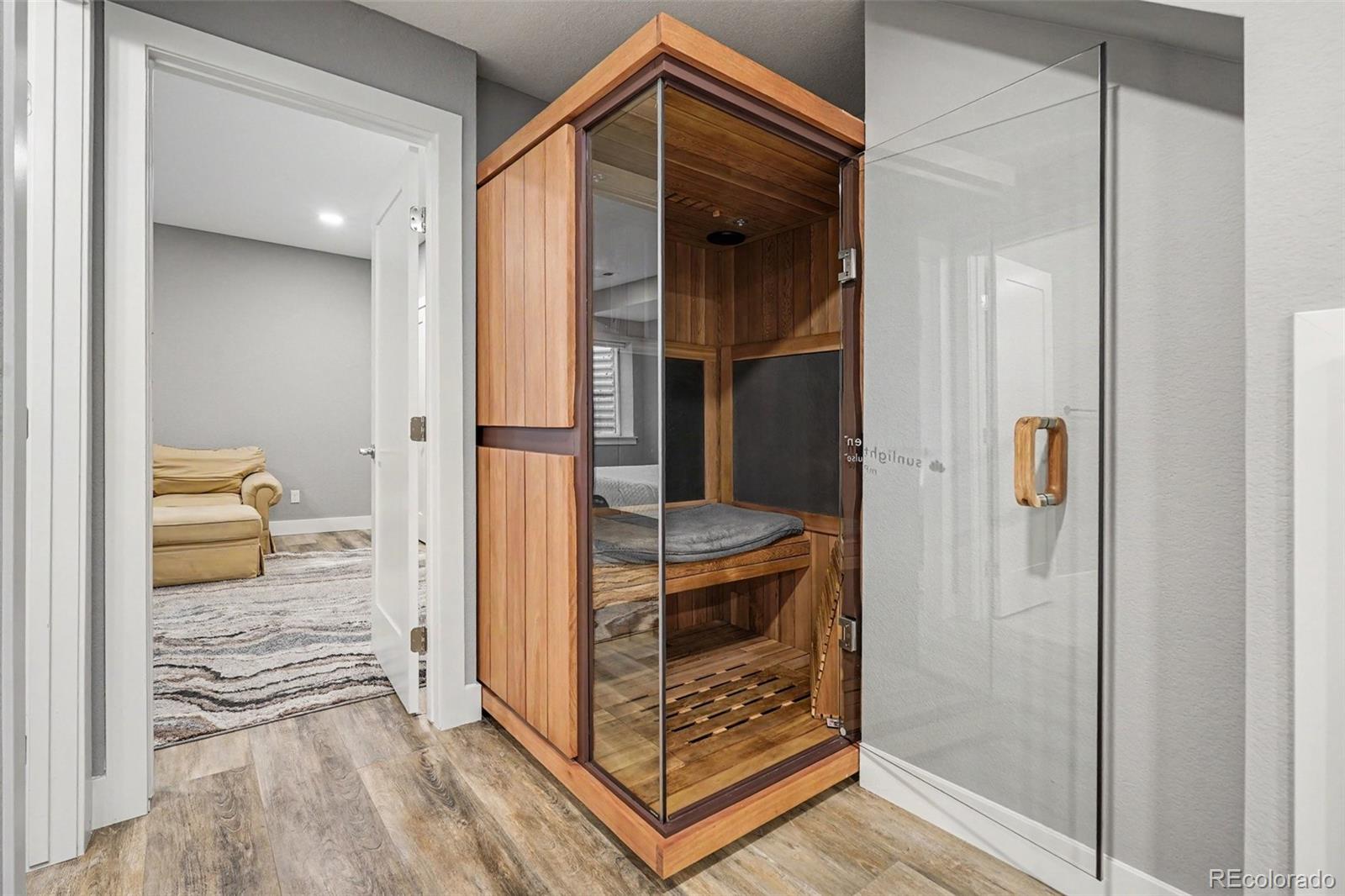 MLS Image #36 for 1364  vine street,denver, Colorado