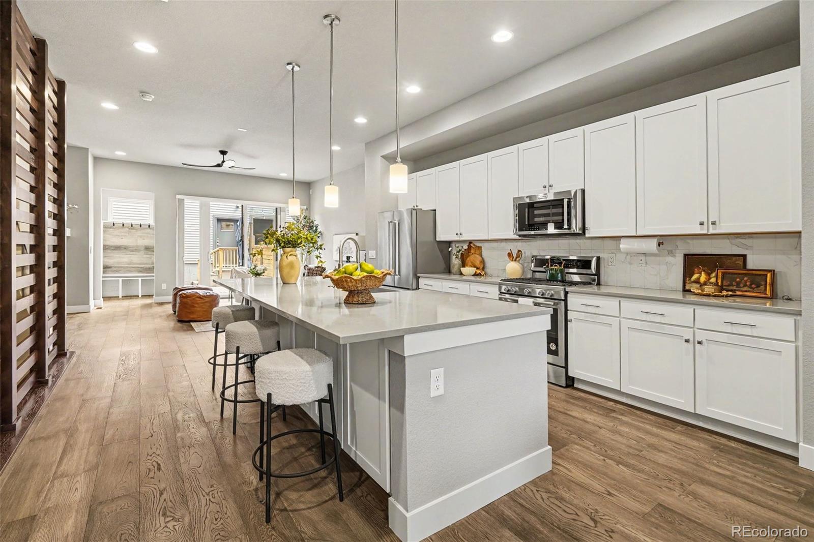 MLS Image #9 for 1364  vine street,denver, Colorado