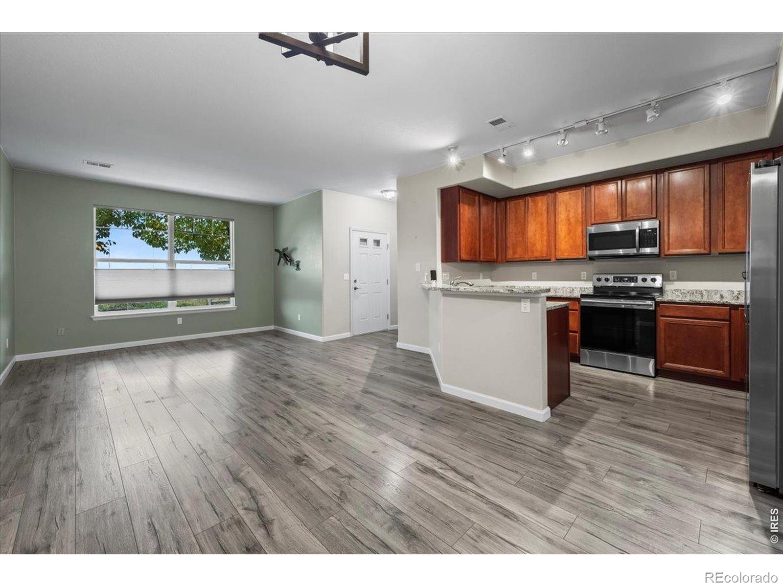 MLS Image #11 for 10449  paris street,commerce city, Colorado