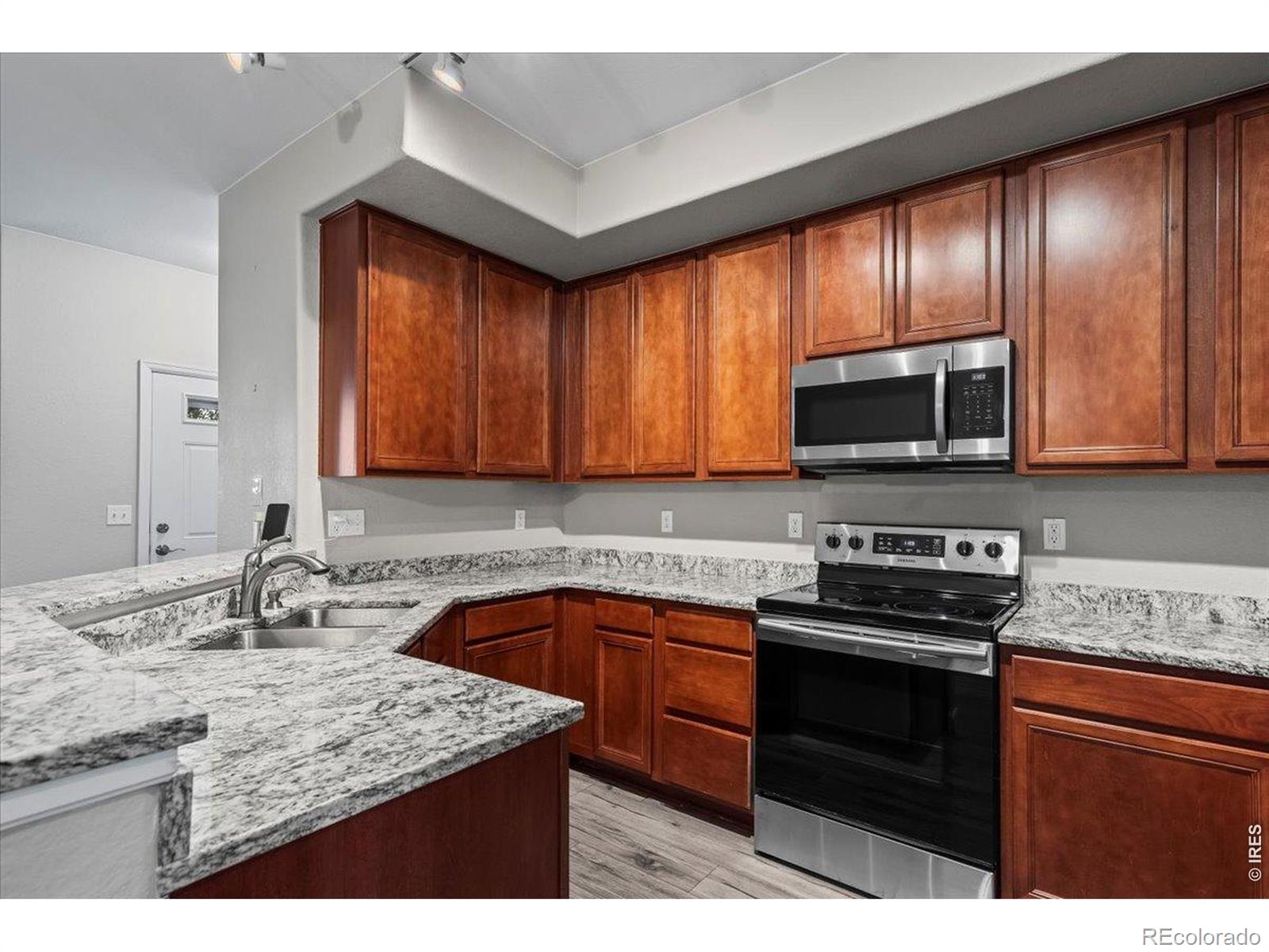 MLS Image #13 for 10449  paris street,commerce city, Colorado