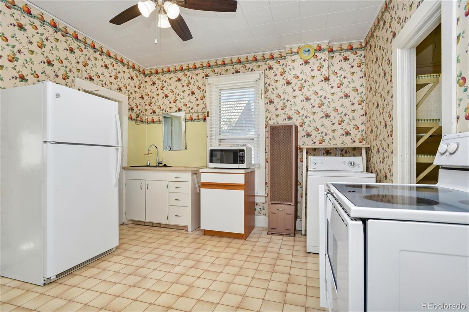 MLS Image #11 for 125  b street,salida, Colorado