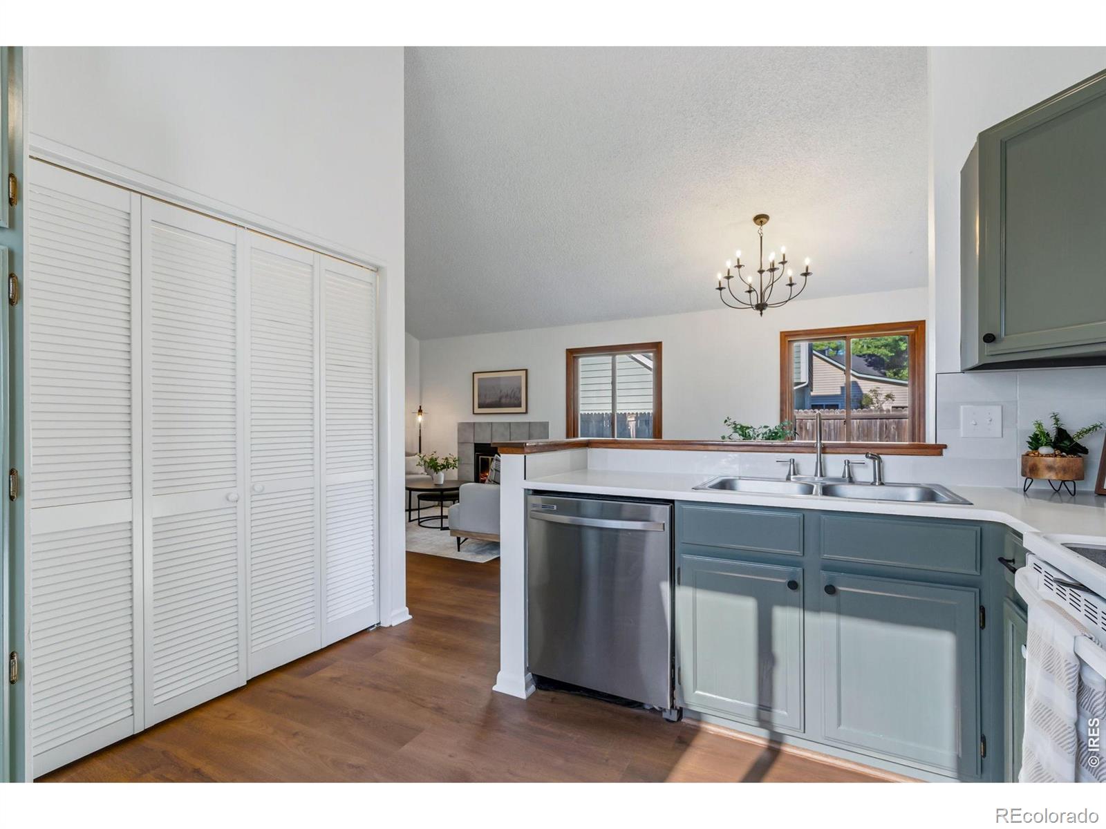 MLS Image #6 for 1942  connecticut drive,fort collins, Colorado