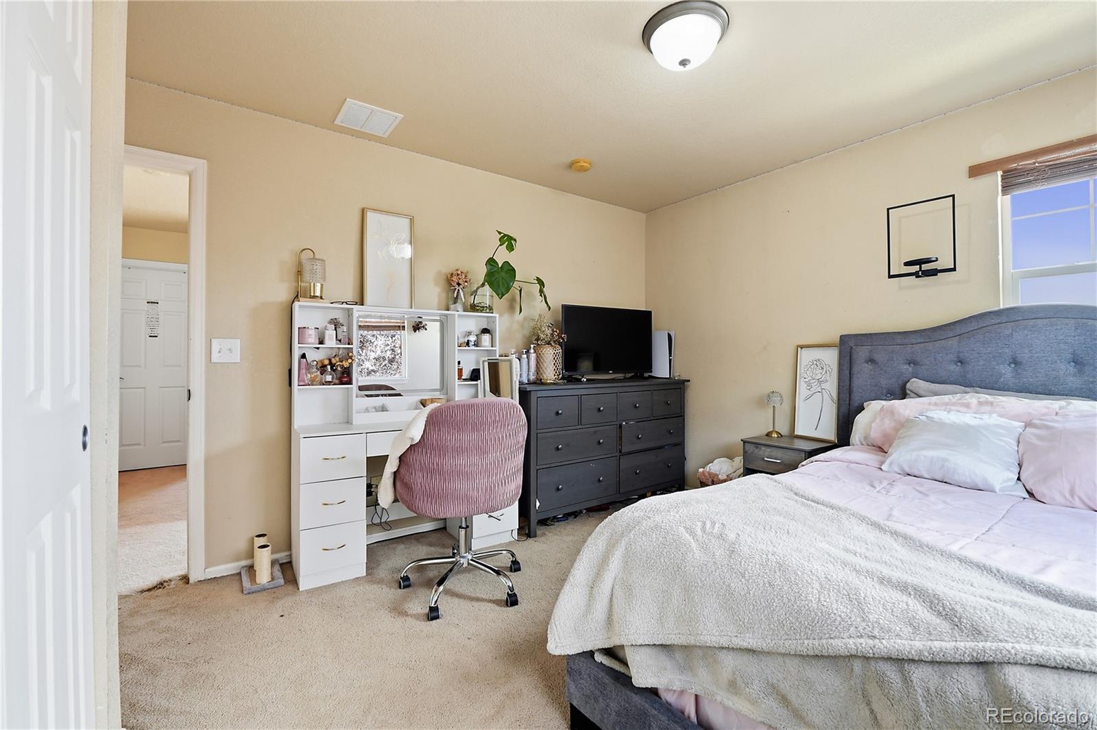 MLS Image #11 for 11097  nome street,commerce city, Colorado