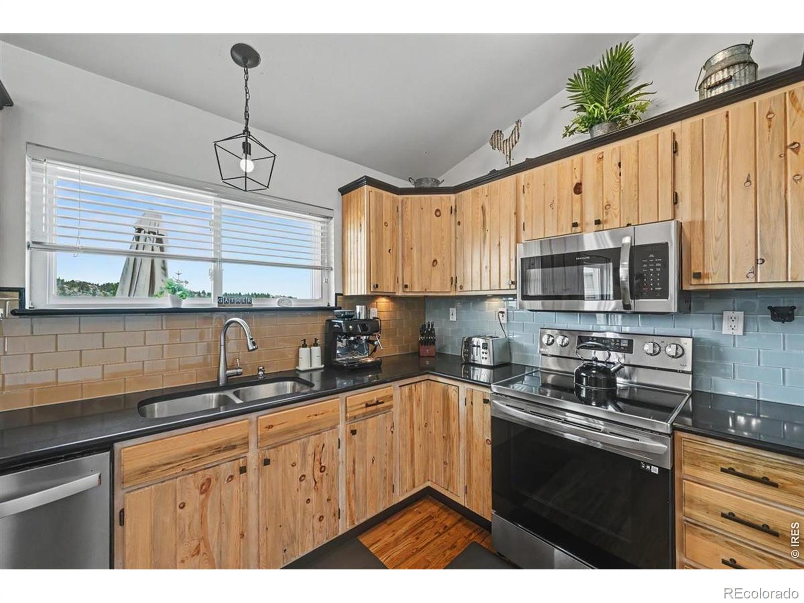 MLS Image #16 for 144  torreys court,livermore, Colorado