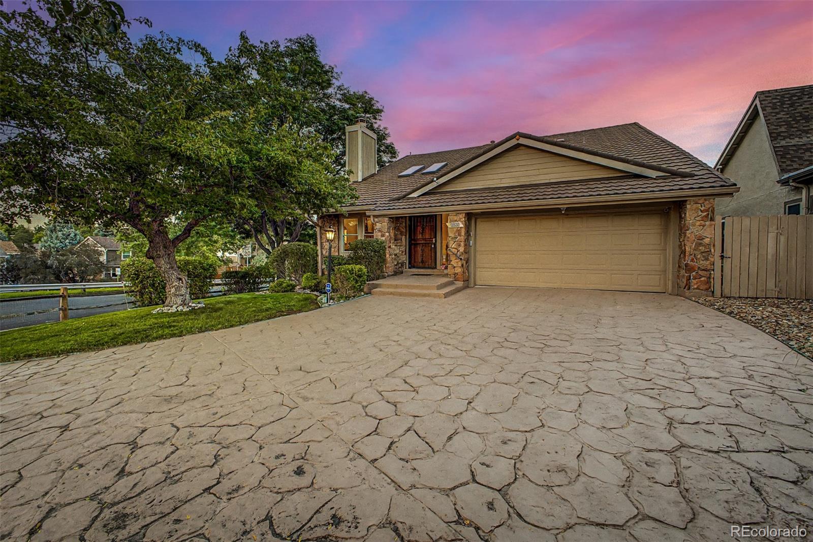 MLS Image #0 for 9896 e maplewood circle,englewood, Colorado