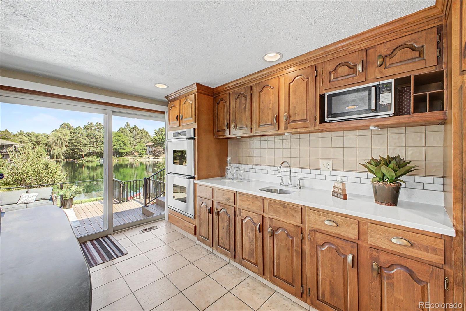 MLS Image #10 for 9896 e maplewood circle,englewood, Colorado