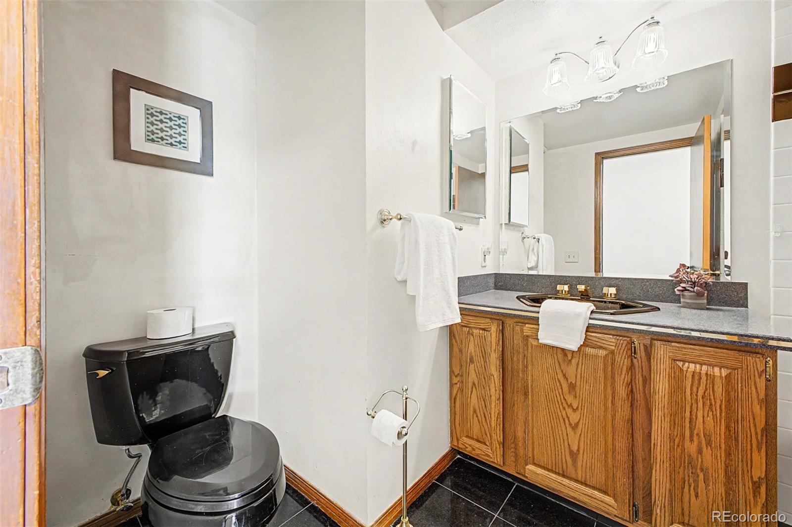 MLS Image #21 for 9896 e maplewood circle,englewood, Colorado