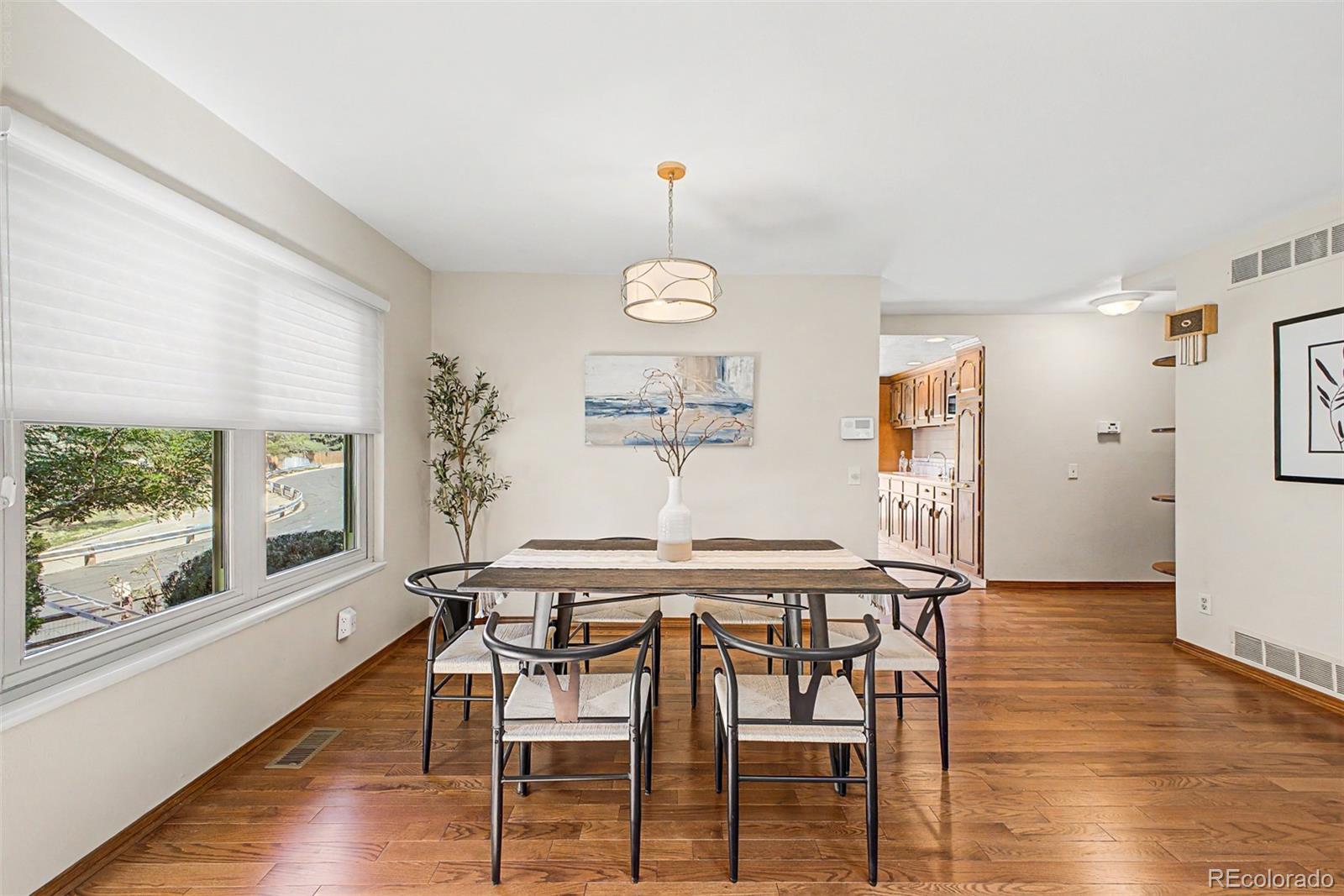 MLS Image #5 for 9896 e maplewood circle,englewood, Colorado