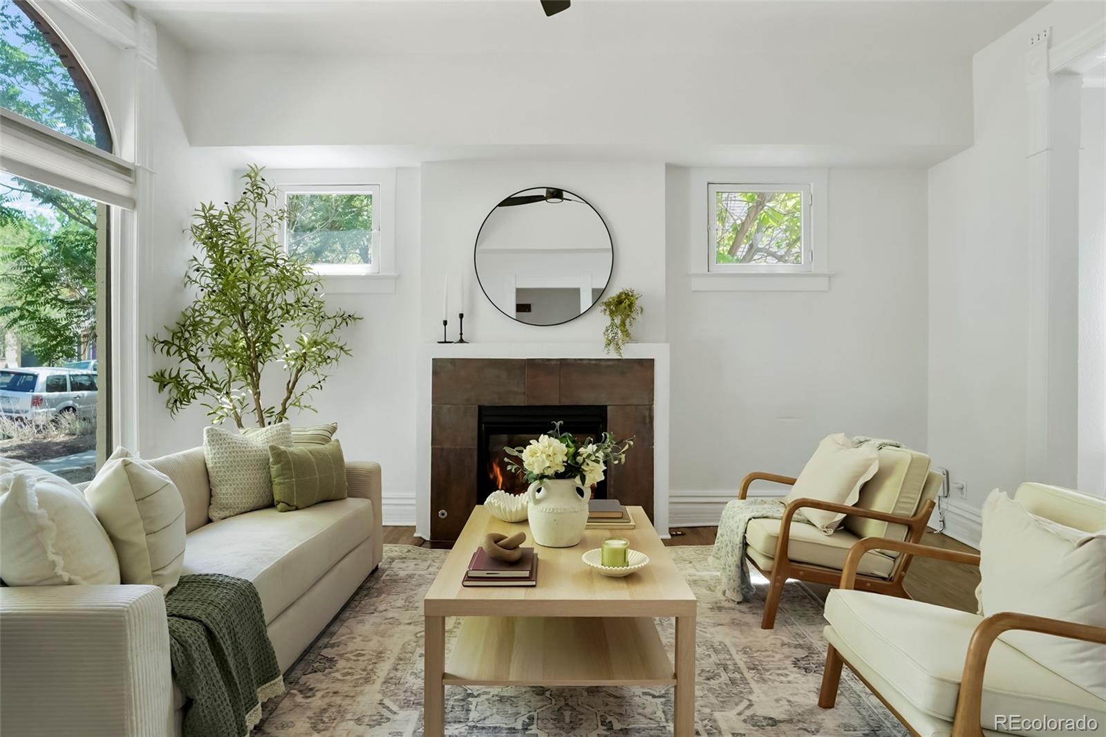 MLS Image #4 for 3037 n high street,denver, Colorado