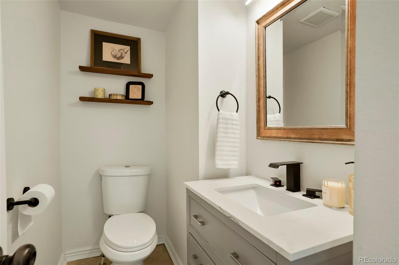 MLS Image #8 for 3037 n high street,denver, Colorado