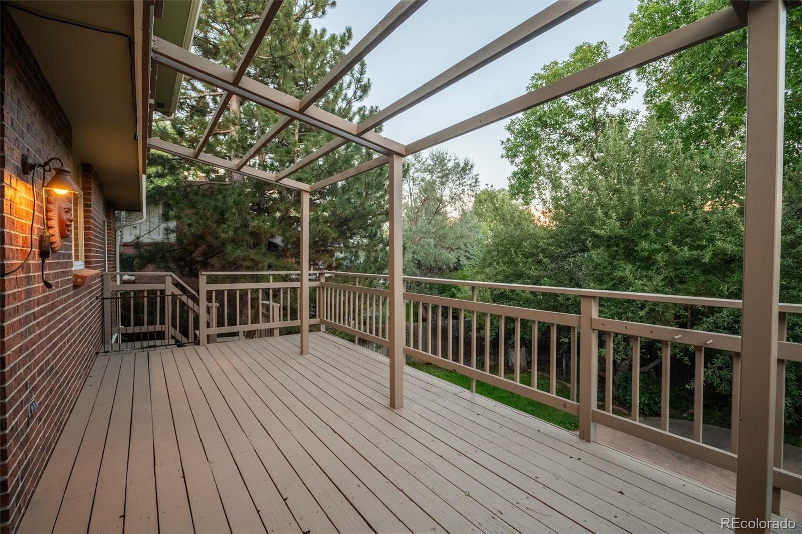 MLS Image #10 for 10562 e maplewood drive,englewood, Colorado