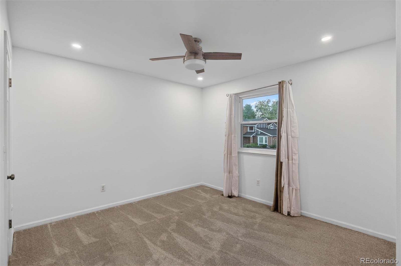 MLS Image #24 for 10562 e maplewood drive,englewood, Colorado