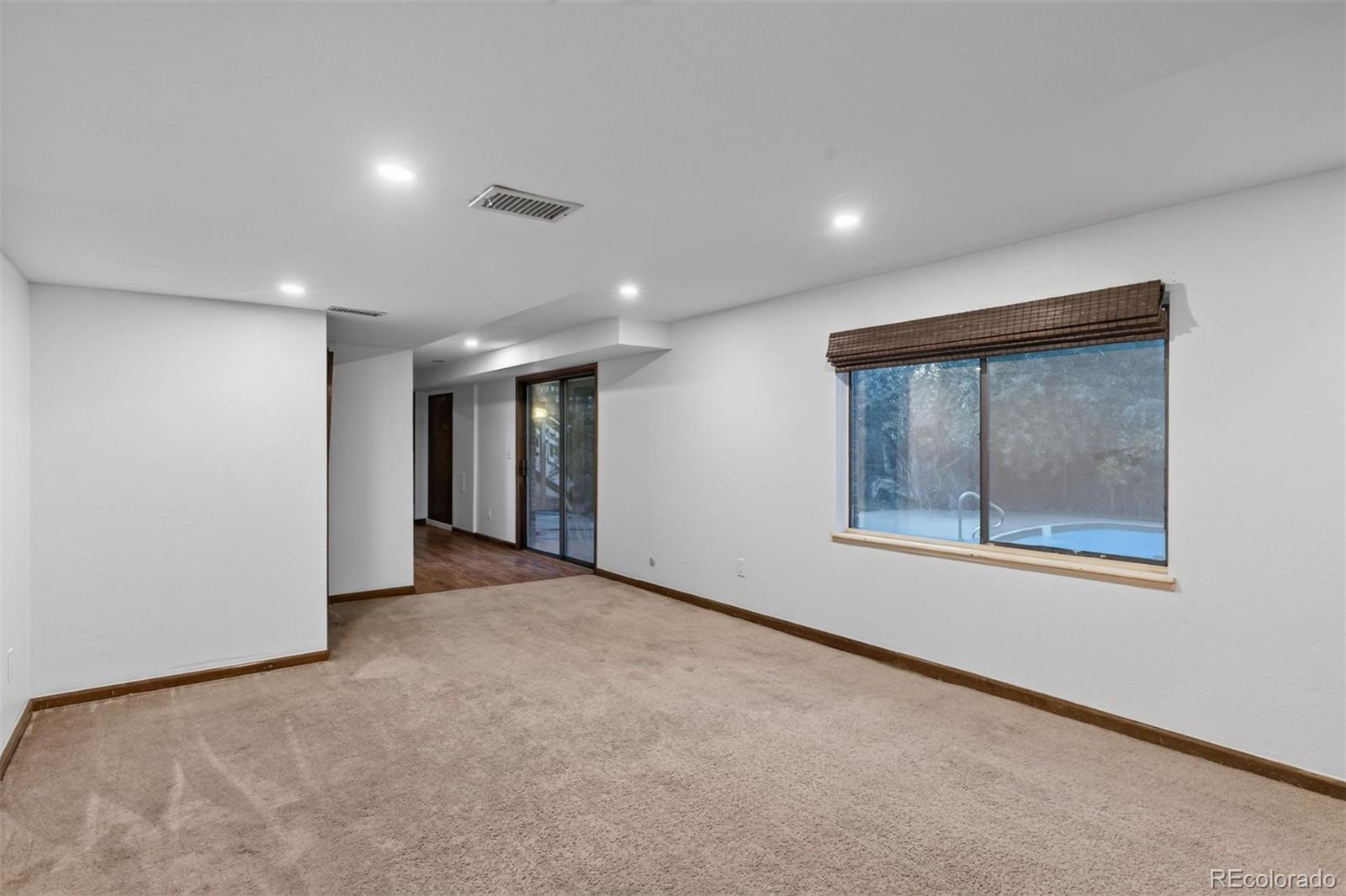 MLS Image #28 for 10562 e maplewood drive,englewood, Colorado