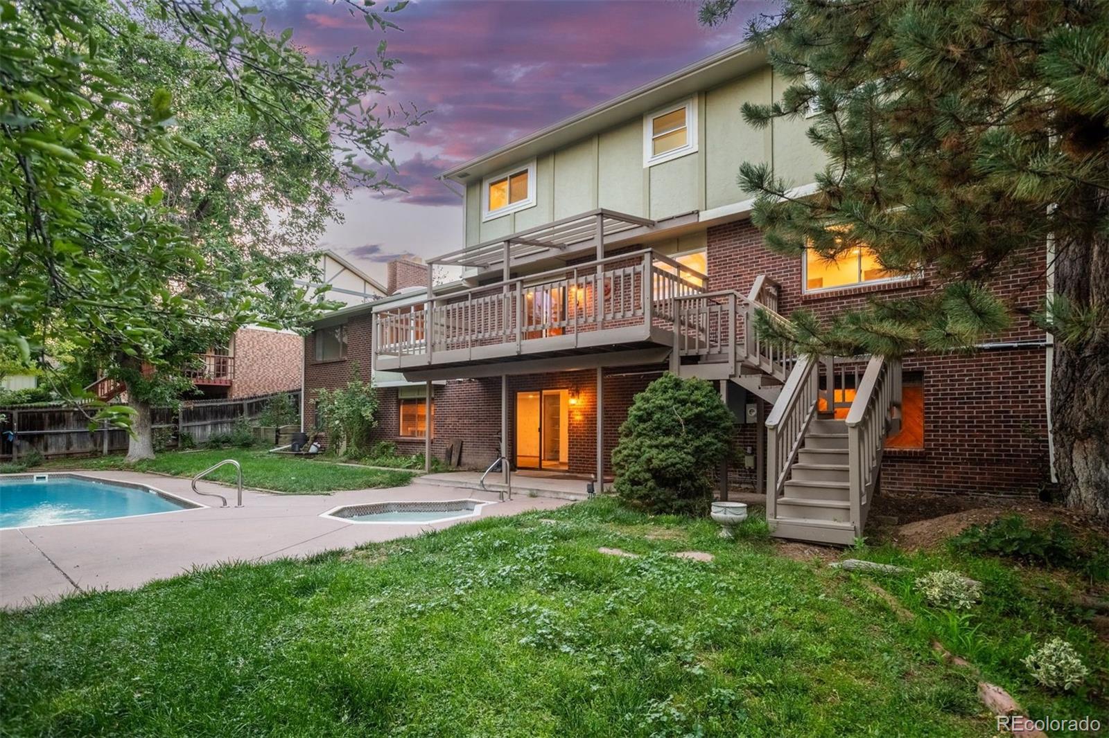 MLS Image #31 for 10562 e maplewood drive,englewood, Colorado
