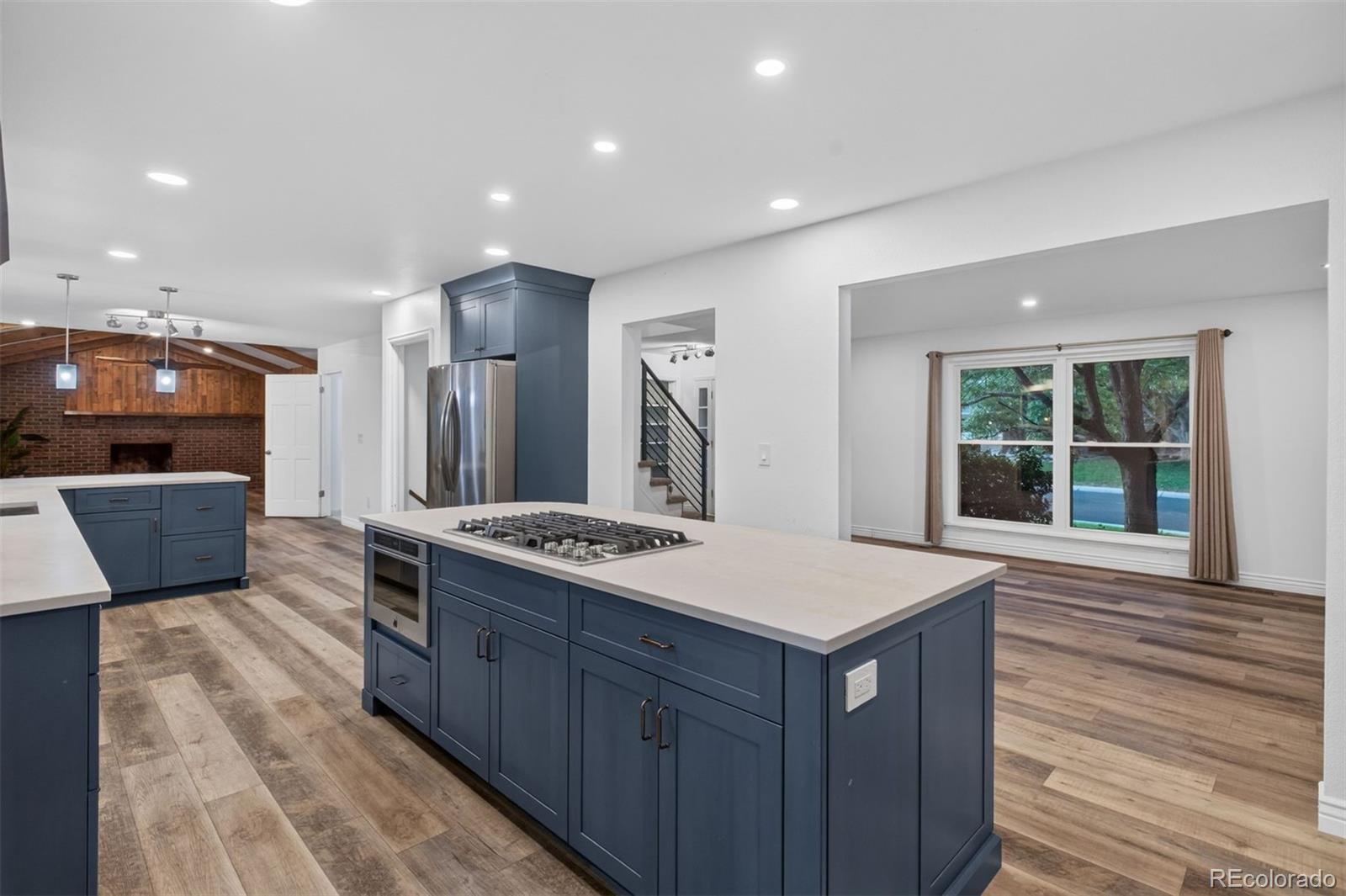 MLS Image #4 for 10562 e maplewood drive,englewood, Colorado